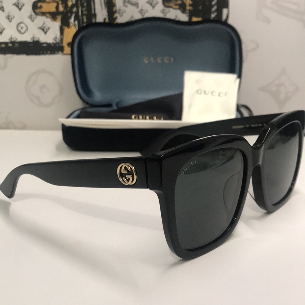New Authentic Gucci Black Sunglasses GG0034SAN 001 - Picture 3 of 13